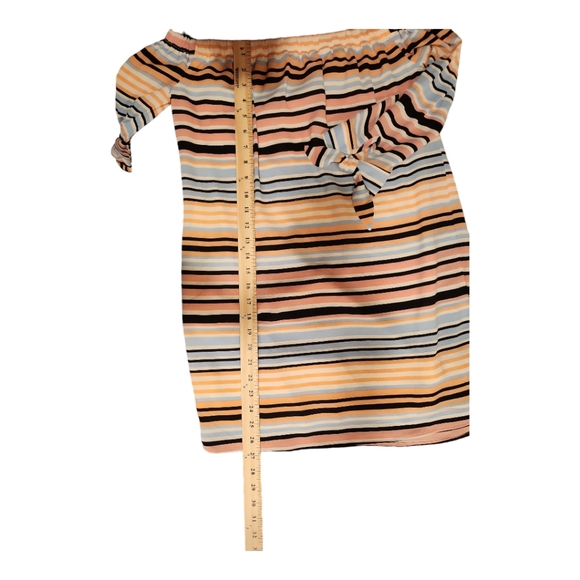 AS YOU WISH Multicolor Striped Off Shoulder Shift Half Sleeve Dress Size S - Picture 5 of 5